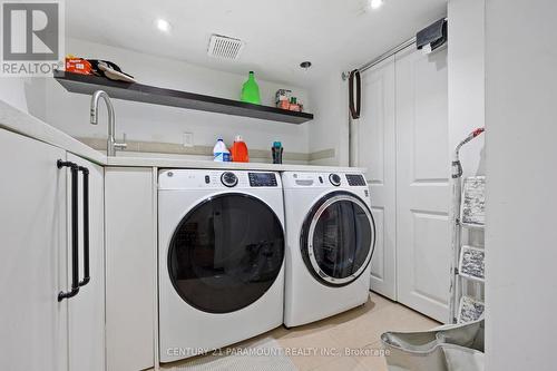 7268 Frontier Ridge, Mississauga (Meadowvale Village), ON - Indoor Photo Showing Laundry Room