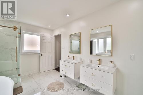 46 Grist Mill Drive, Halton Hills (Georgetown), ON - Indoor Photo Showing Bathroom