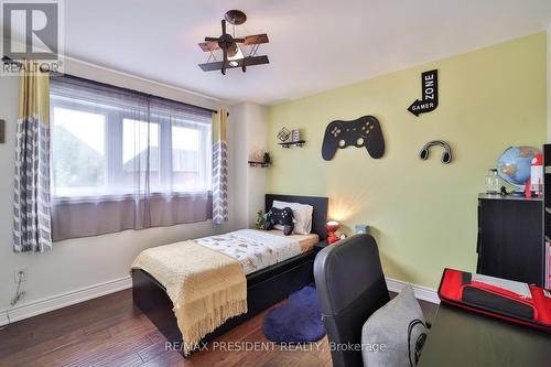 46 Grist Mill Drive, Halton Hills (Georgetown), ON - Indoor Photo Showing Bedroom