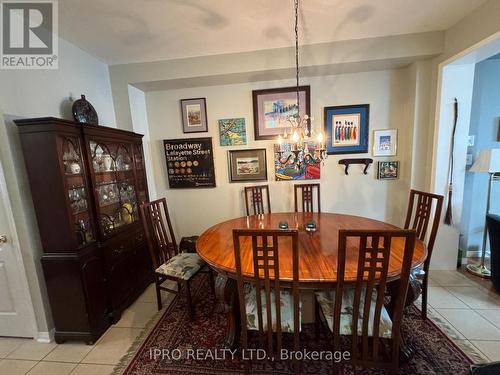 2077 Barnboard Hollow, Oakville (West Oak Trails), ON - Indoor Photo Showing Dining Room