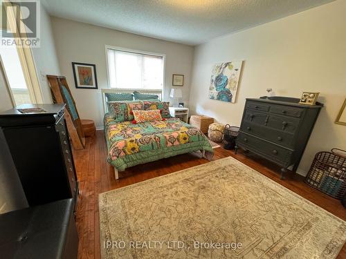 2077 Barnboard Hollow, Oakville (West Oak Trails), ON - Indoor Photo Showing Bedroom