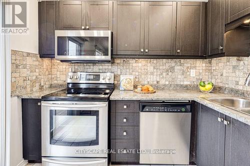 59 Saddletree Trail, Brampton (Brampton West), ON - Indoor Photo Showing Kitchen