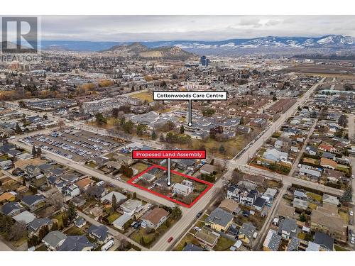 2281 Burnett Street, Kelowna, BC - Outdoor With View