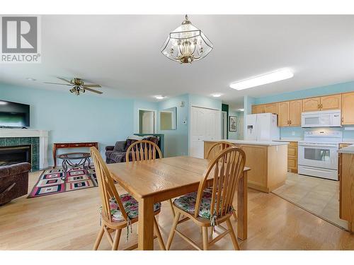 2330 Butt Road Unit# 18, West Kelowna, BC - Indoor Photo Showing Dining Room