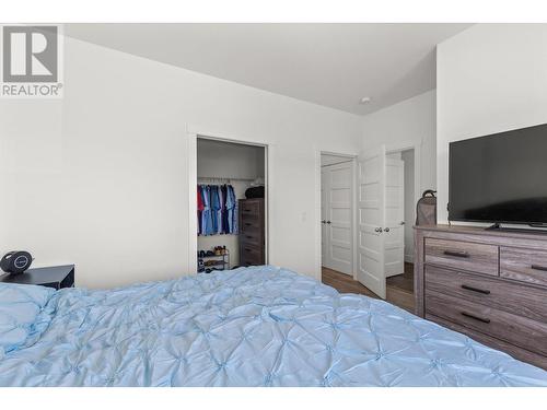 1575 Summer Crescent, Kelowna, BC - Indoor Photo Showing Bedroom