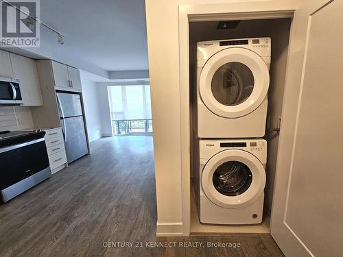 1508 - 2550 Simcoe Street N, Oshawa (Windfields), ON - Indoor Photo Showing Laundry Room