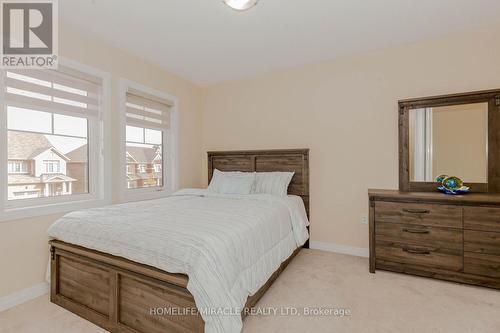 124 Casserley Crescent, New Tecumseth, ON - Indoor Photo Showing Bedroom