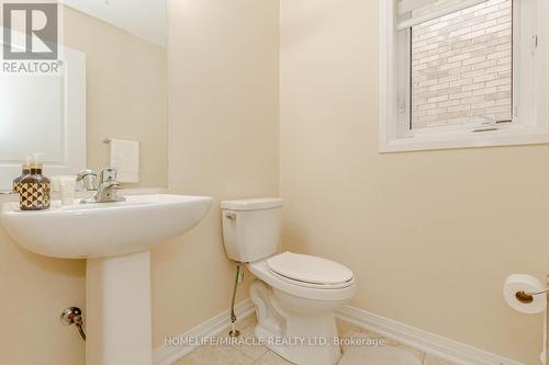 124 Casserley Crescent, New Tecumseth, ON - Indoor Photo Showing Bathroom