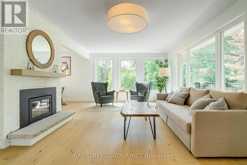 19375 The Mississaugas Trail, Scugog (Port Perry), ON - Indoor Photo Showing Living Room With Fireplace