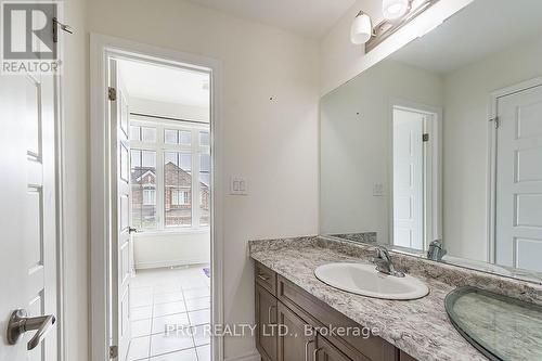 1448 Sycamore Gardens, Milton (Cobban), ON - Indoor Photo Showing Bathroom