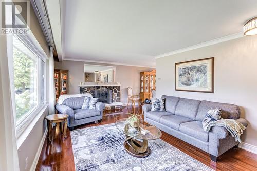 35 Greystone Crescent, Brampton (Brampton South), ON - Indoor Photo Showing Living Room