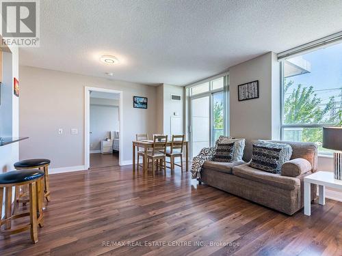 354 - 25 Viking Lane, Toronto (Islington-City Centre West), ON - Indoor Photo Showing Living Room