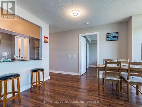 354 - 25 Viking Lane, Toronto (Islington-City Centre West), ON - Indoor Photo Showing Dining Room