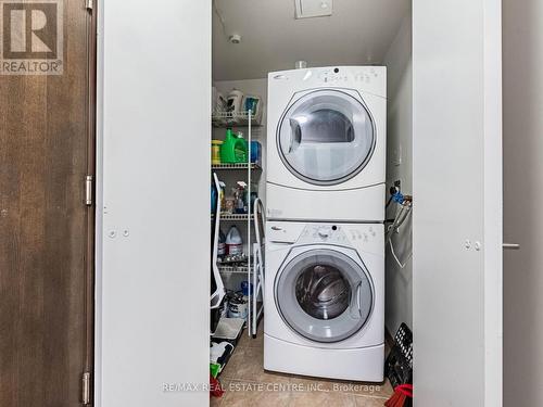 354 - 25 Viking Lane, Toronto (Islington-City Centre West), ON - Indoor Photo Showing Laundry Room