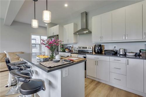 3850 Auckland Avenue, London, ON - Indoor Photo Showing Kitchen