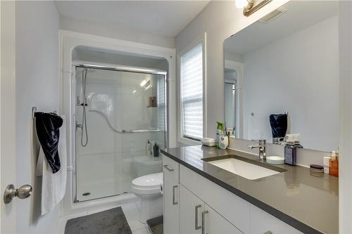 3850 Auckland Avenue, London, ON - Indoor Photo Showing Bathroom