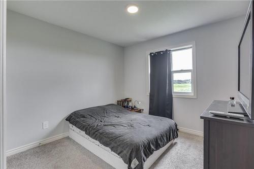 3850 Auckland Avenue, London, ON - Indoor Photo Showing Bedroom