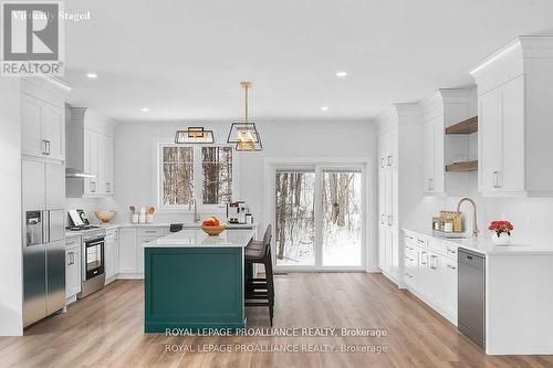 38 Riverside Trail, Trent Hills (Campbellford), ON - Indoor Photo Showing Kitchen With Upgraded Kitchen