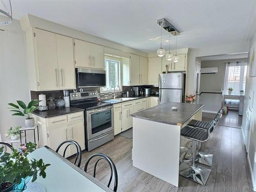 Kitchen - 16 Rue Principale N., Saint-Eugène-De-Guigues, QC - Indoor Photo Showing Kitchen