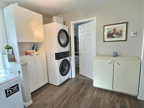 Laundry room - 16 Rue Principale N., Saint-Eugène-De-Guigues, QC - Indoor Photo Showing Laundry Room