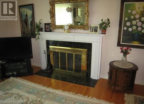 6 Bromleigh Avenue, London, ON - Indoor With Fireplace