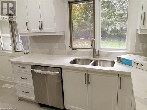 6 Bromleigh Avenue, London, ON - Indoor Photo Showing Kitchen With Double Sink