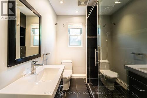 93 Hounslow Avenue, Toronto (Willowdale West), ON - Indoor Photo Showing Bathroom