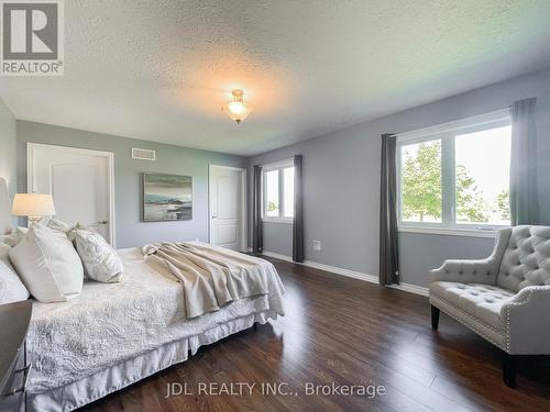 22176 Leslie Street, East Gwillimbury, ON - Indoor Photo Showing Bathroom