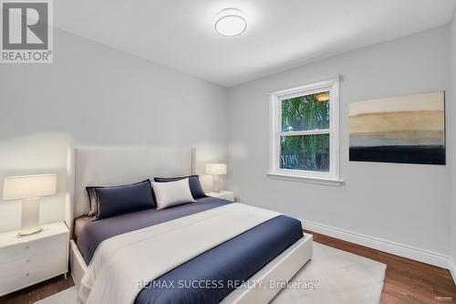 378 Martin Street, Milton (Old Milton), ON - Indoor Photo Showing Bedroom