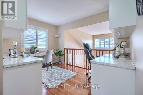 4 Mcnulty Lane, Guelph, ON - Indoor