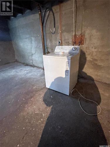 610 Albert Street, Hudson Bay, SK - Indoor Photo Showing Laundry Room