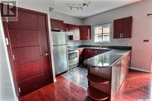 201 10Th Street E, Prince Albert, SK - Indoor Photo Showing Kitchen