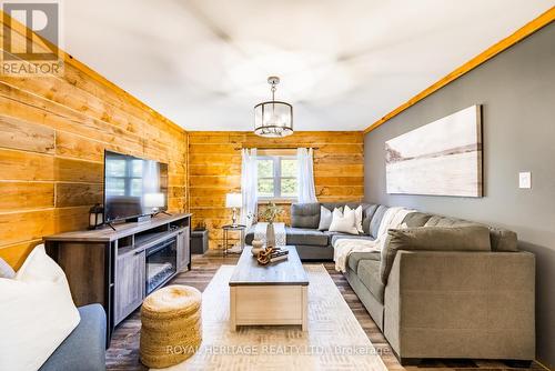 552 Mitchell Road, Cramahe, ON - Indoor Photo Showing Living Room With Fireplace