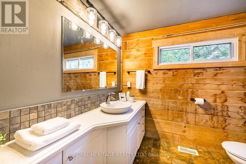 552 Mitchell Road, Cramahe, ON - Indoor Photo Showing Bathroom