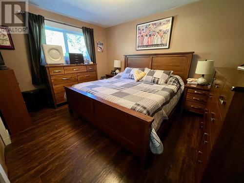 1525 3A Highway, Thrums, BC - Indoor Photo Showing Bedroom