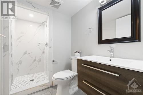 Bathroom - basement - 2114 Balharrie Avenue, Ottawa, ON - Indoor Photo Showing Bathroom