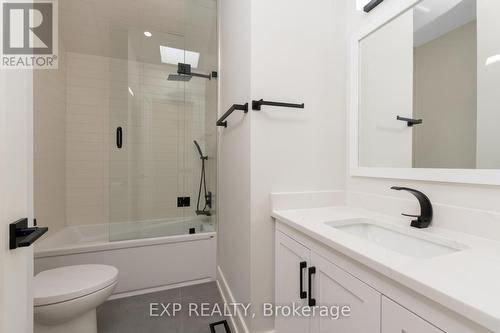 39A Evans Avenue, Toronto (Mimico), ON - Indoor Photo Showing Bathroom