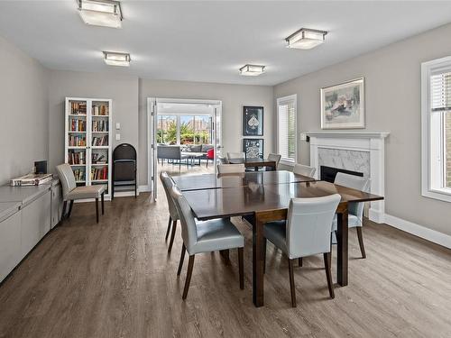 418-50 Songhees Rd, Victoria, BC - Indoor Photo Showing Dining Room