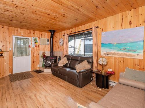 Family room - 27-6686 Boul. Pontbriand, Rawdon, QC - Indoor Photo Showing Living Room