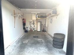 Garage - 