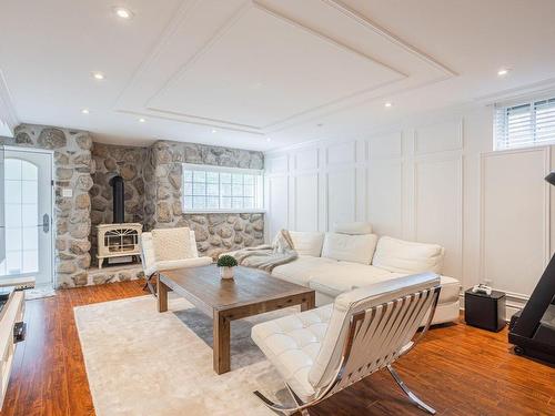 Family room - 995 Rue Principale, Saint-Sauveur, QC - Indoor Photo Showing Living Room With Fireplace