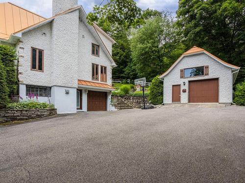 Garage - 995 Rue Principale, Saint-Sauveur, QC - Outdoor