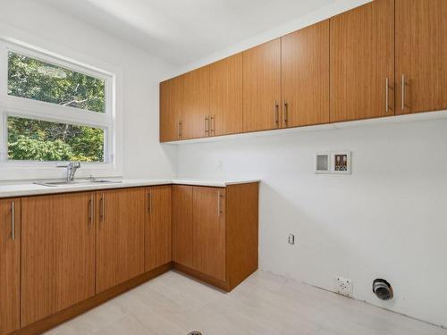 Salle de lavage - 236 Rue De St-Vallier, Gatineau (Gatineau), QC - Indoor Photo Showing Kitchen