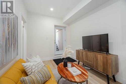 2A Holmstead Avenue, Toronto (O'Connor-Parkview), ON - Indoor