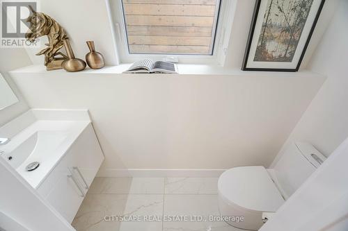 2A Holmstead Avenue, Toronto (O'Connor-Parkview), ON - Indoor