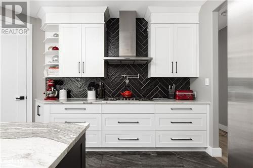 450 Fowlers Road, Huntsville, ON - Indoor Photo Showing Kitchen