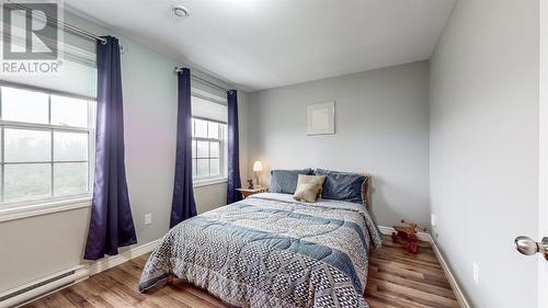 30 Satellite Road, Pouch Cove, NL - Indoor Photo Showing Bedroom