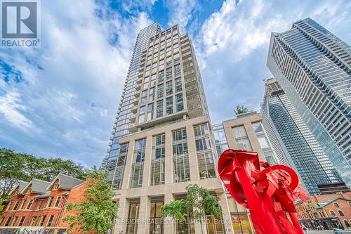 1016 - 1 Gloucester Street, Toronto (Church-Yonge Corridor), ON - Outdoor With Facade