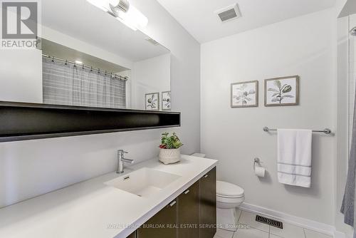 3 - 1890 Rymal Road E, Hamilton, ON - Indoor Photo Showing Bathroom