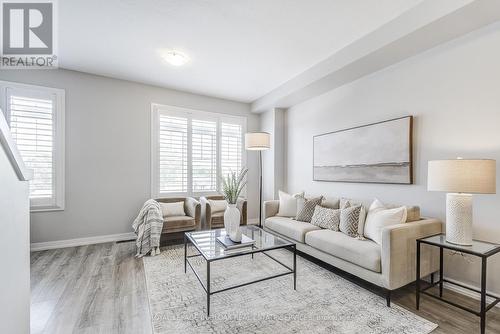 3 - 1890 Rymal Road E, Hamilton, ON - Indoor Photo Showing Living Room